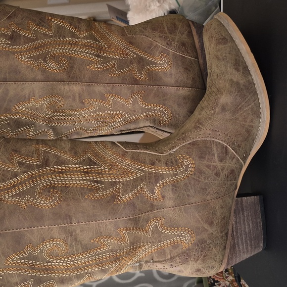 Western Cowgirl  Chunky Heel Mid Calf Snip Toe Vintage Tan Cowboy Boots 9.5 - Picture 12 of 14